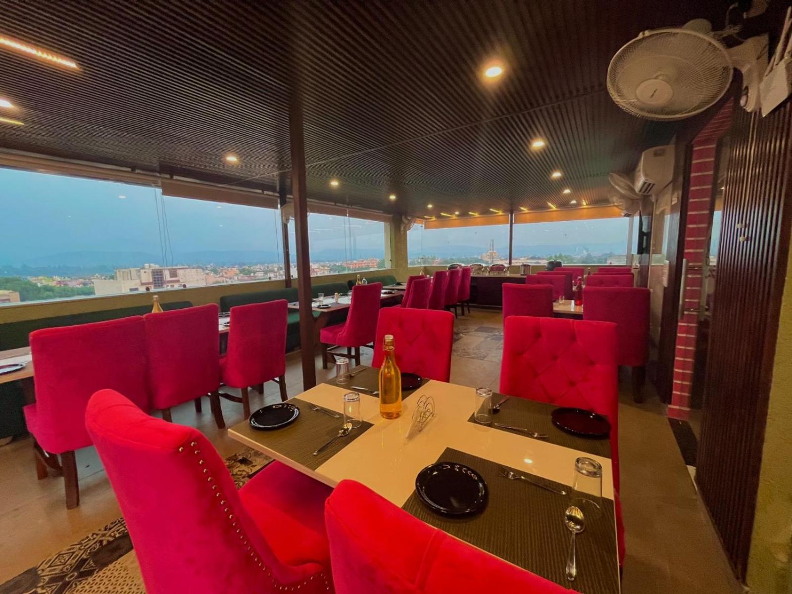 Hotel Gange - A Comfortable Stay, Haridwār Екстериор снимка